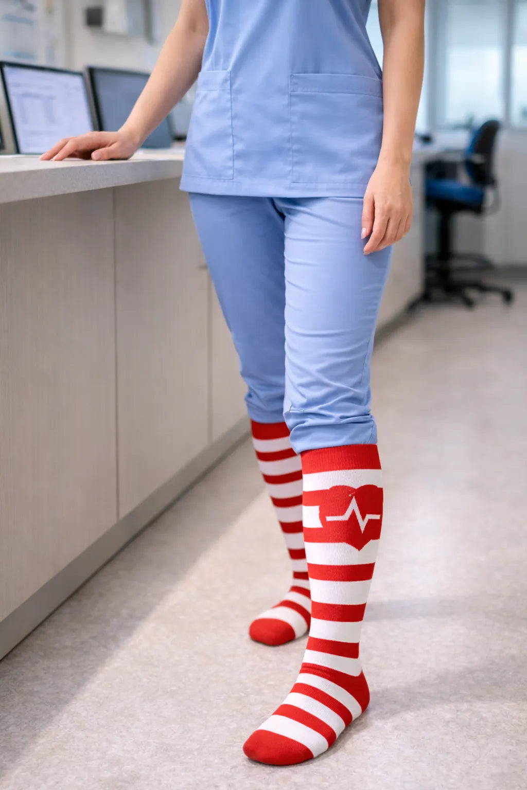 Joyful Compression – Heartbeat Stripe